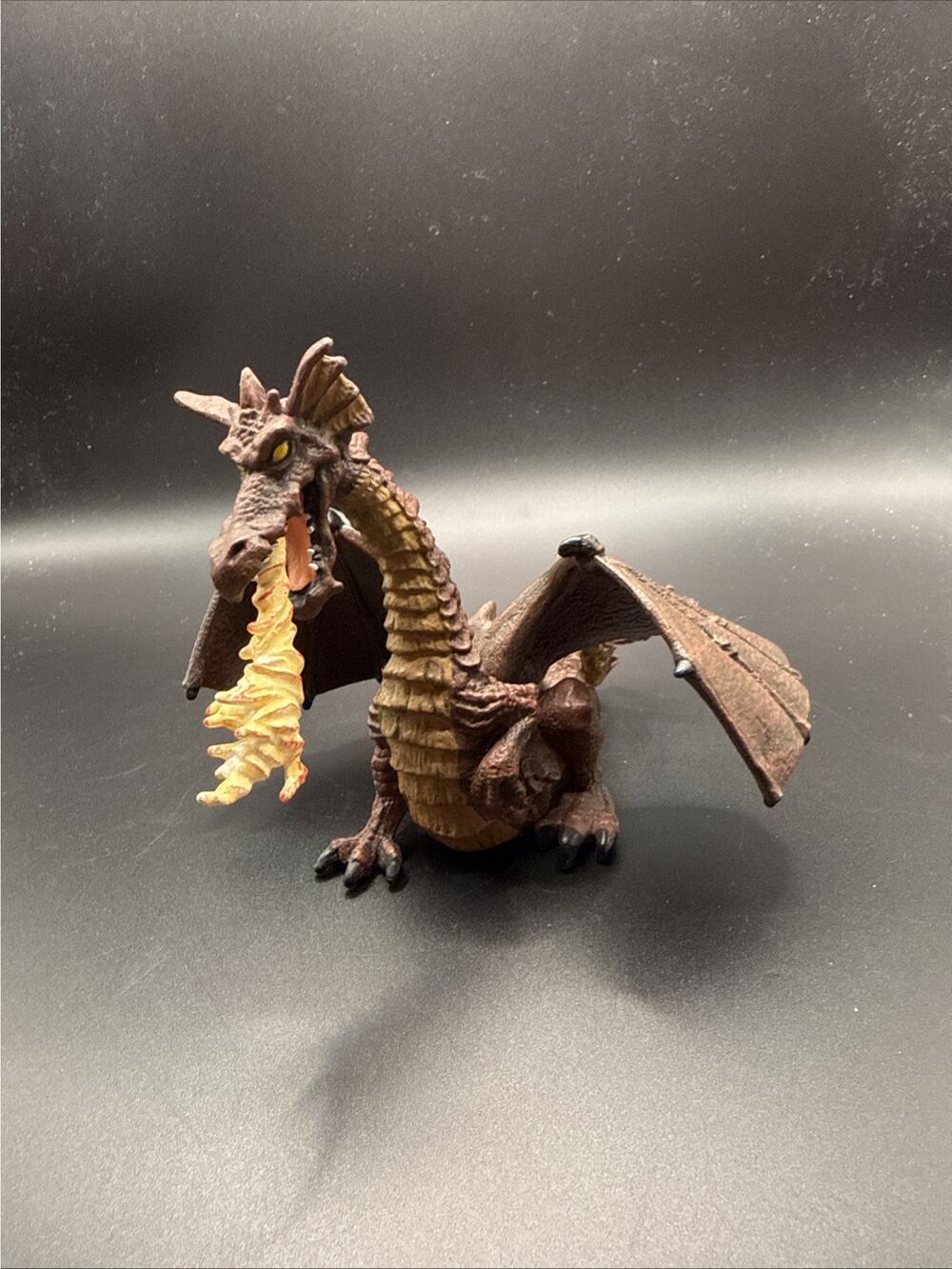 PAPO 2005 Fire Breathing Dragon 6” wings Medieval Figure Enchanted World